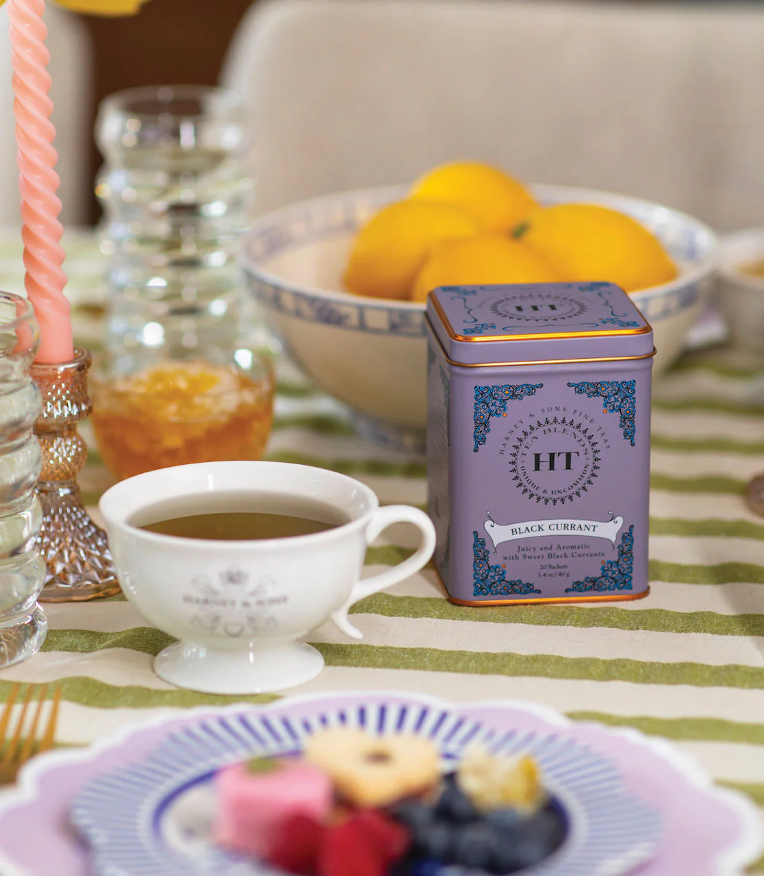 Harney & Sons Black Currant, HT Tin of 20 Sachets - Image 2