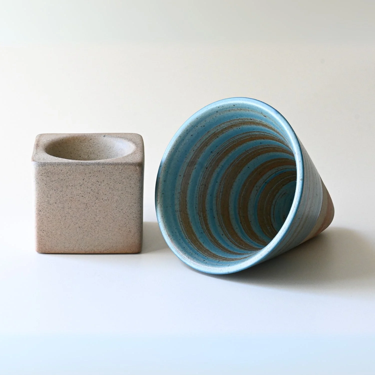 Aprika Life Blue Coffee Mug with Base - 6.8 oz/200ml - Image 2