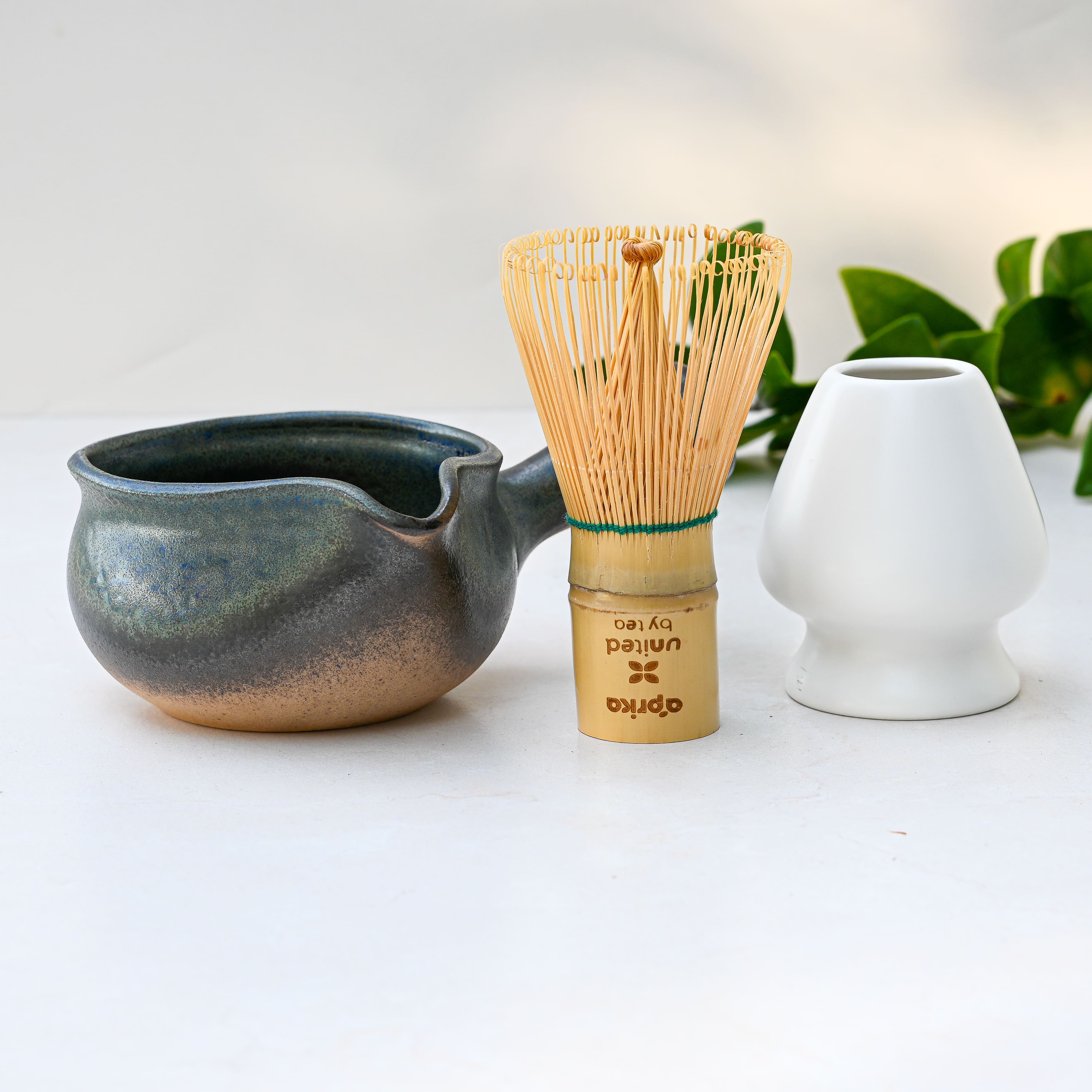 Aprika Life Blue Spouted Ceramic Matcha Bowl - Image 4