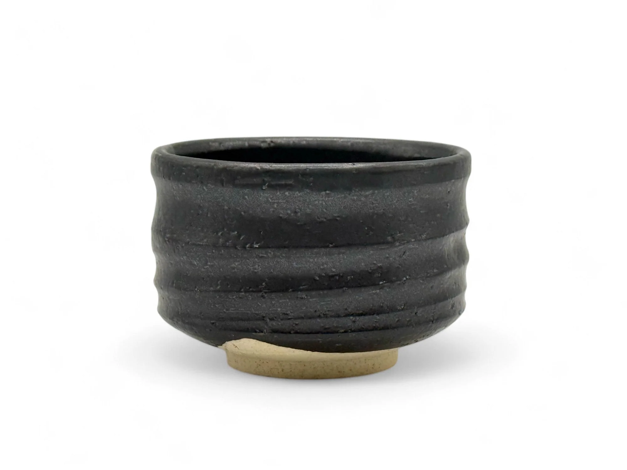 Inoue Tea Kuro Black Mino-yaki Chawan - Japanese Matcha Bowl - Image 5