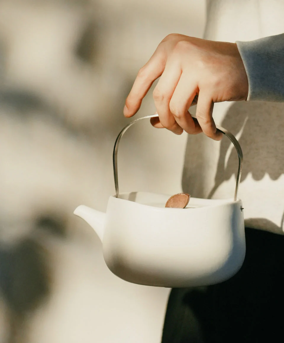 Leiph Self-heating Teapot Set - Inkstone Black - Image 3