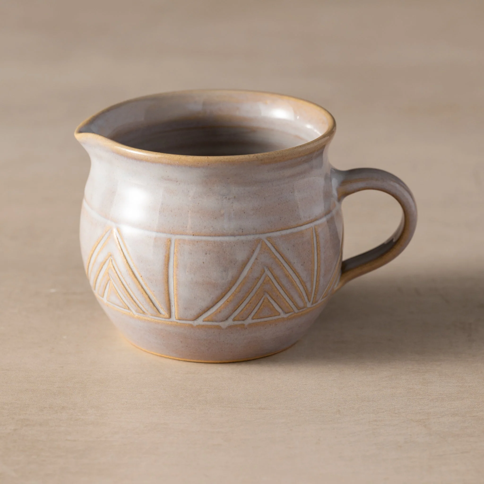 Mountain Peaks Ceramic Cream and Sugar Set - Image 3