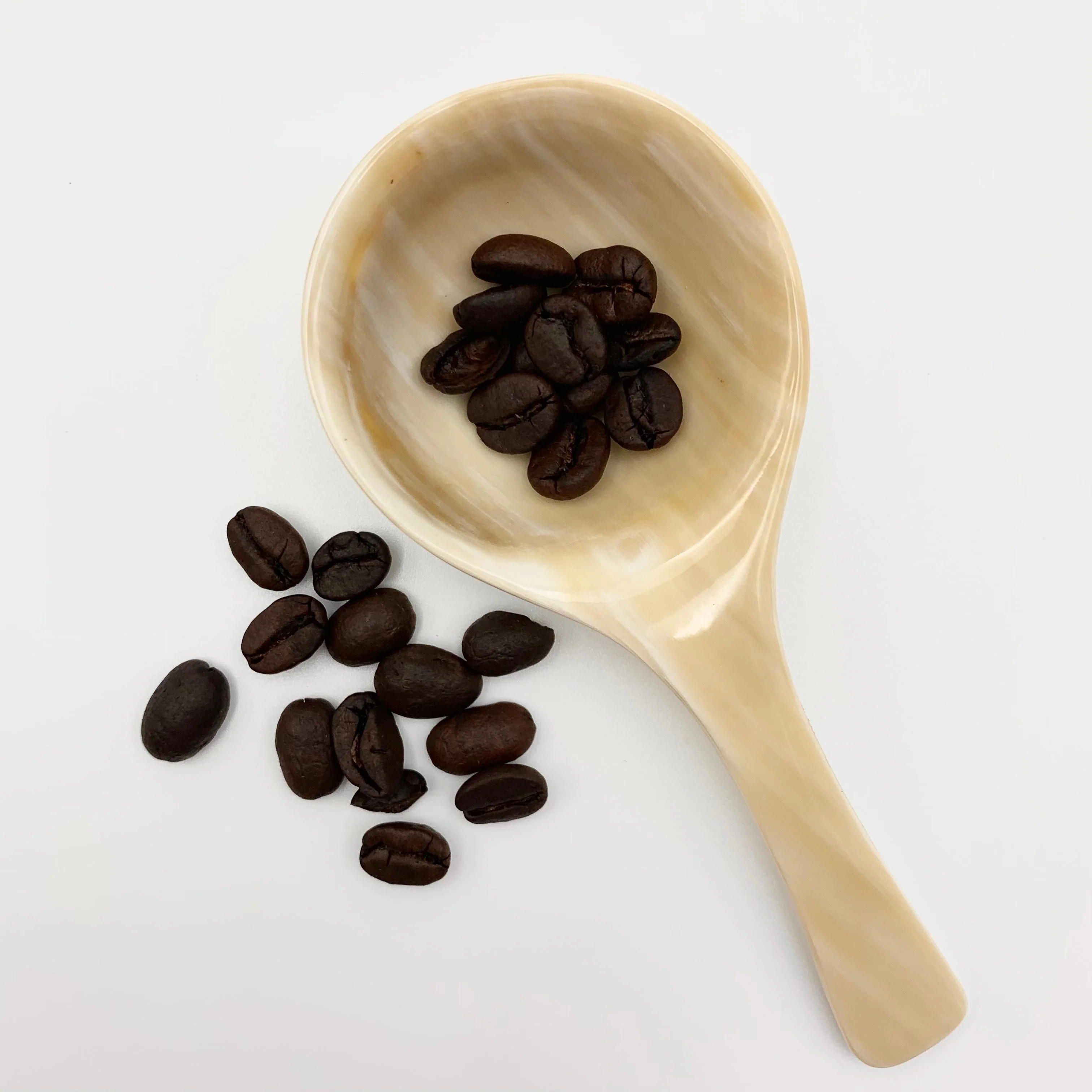 Short Handle Horn Scoop - Image 6
