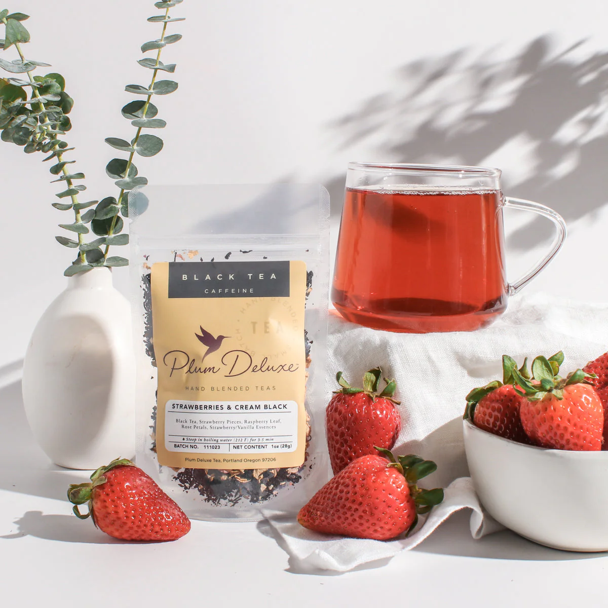 Plum Deluxe Strawberries & Cream Black Tea (with Rose) - Image 2