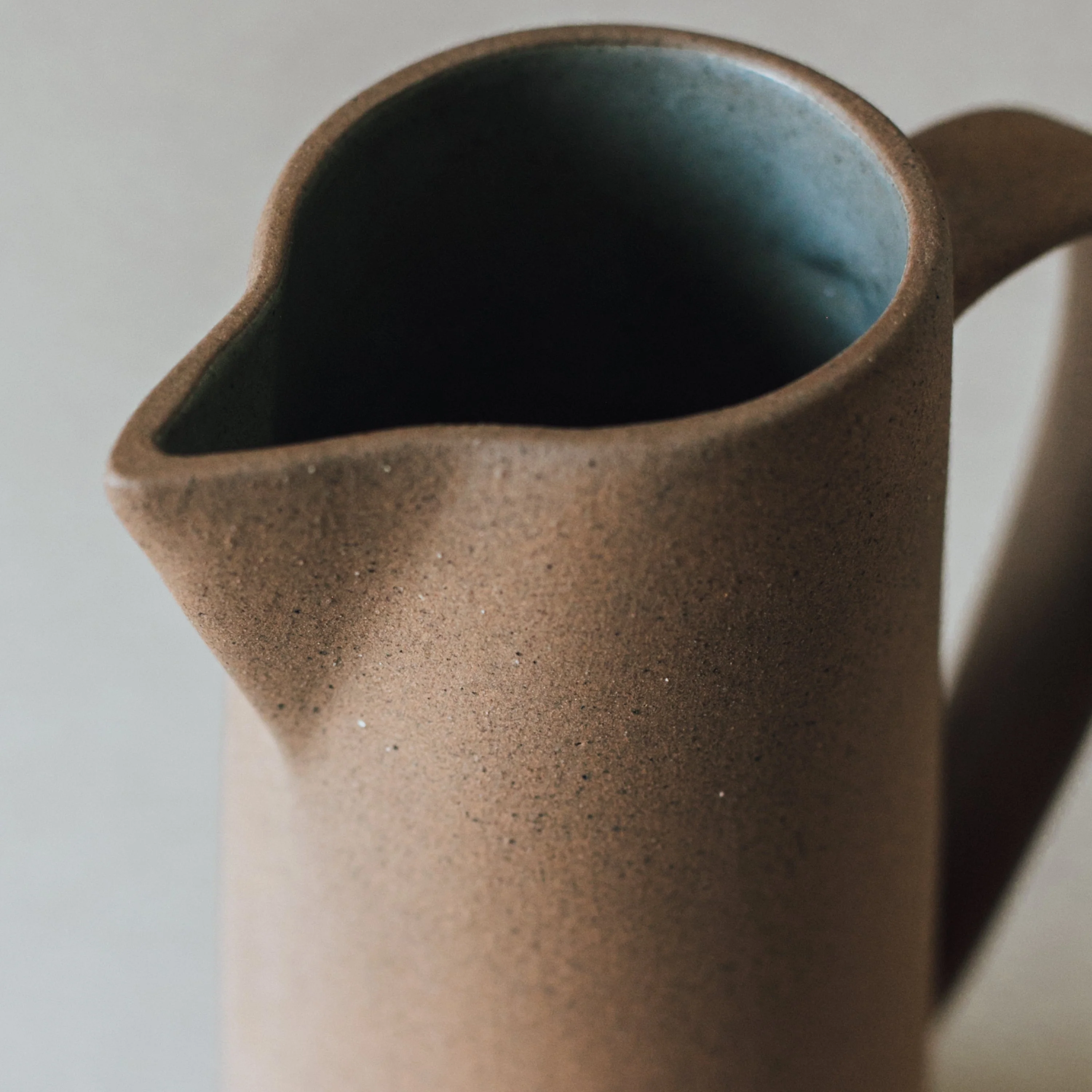 Al Centro Ceramica Tall Pitcher - Image 3