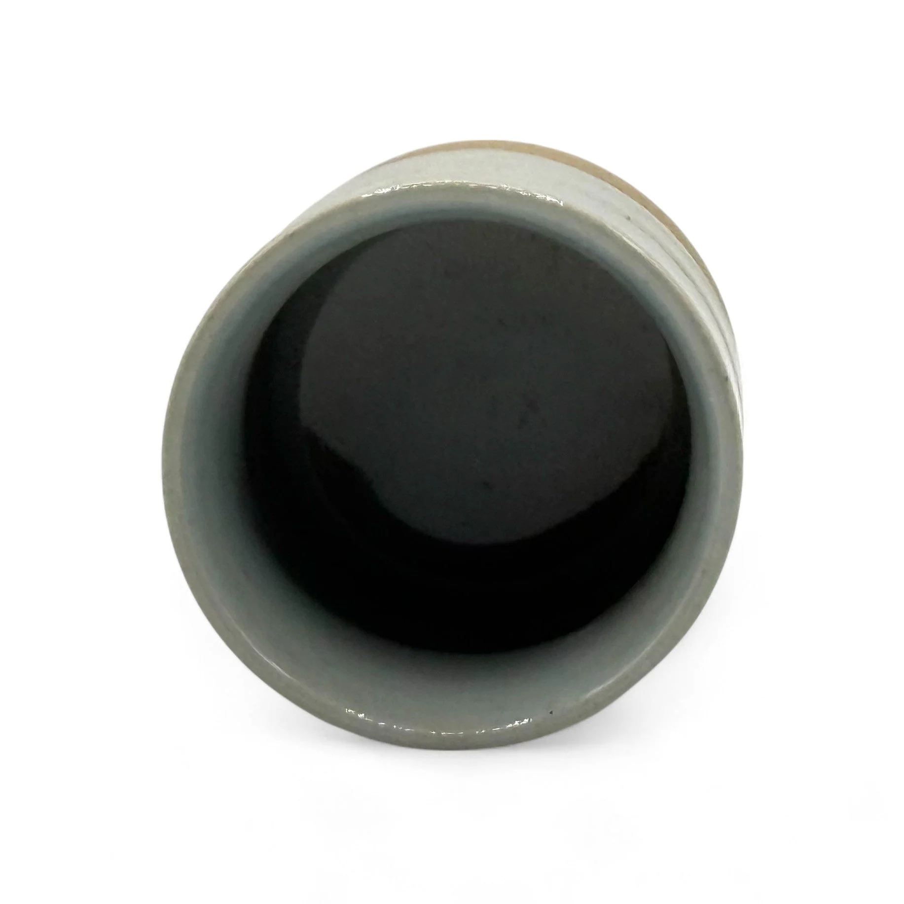 Inoue Tea Unofu Sendan Gray Mino-yaki Yunomi - Japanese Teacup - Image 3